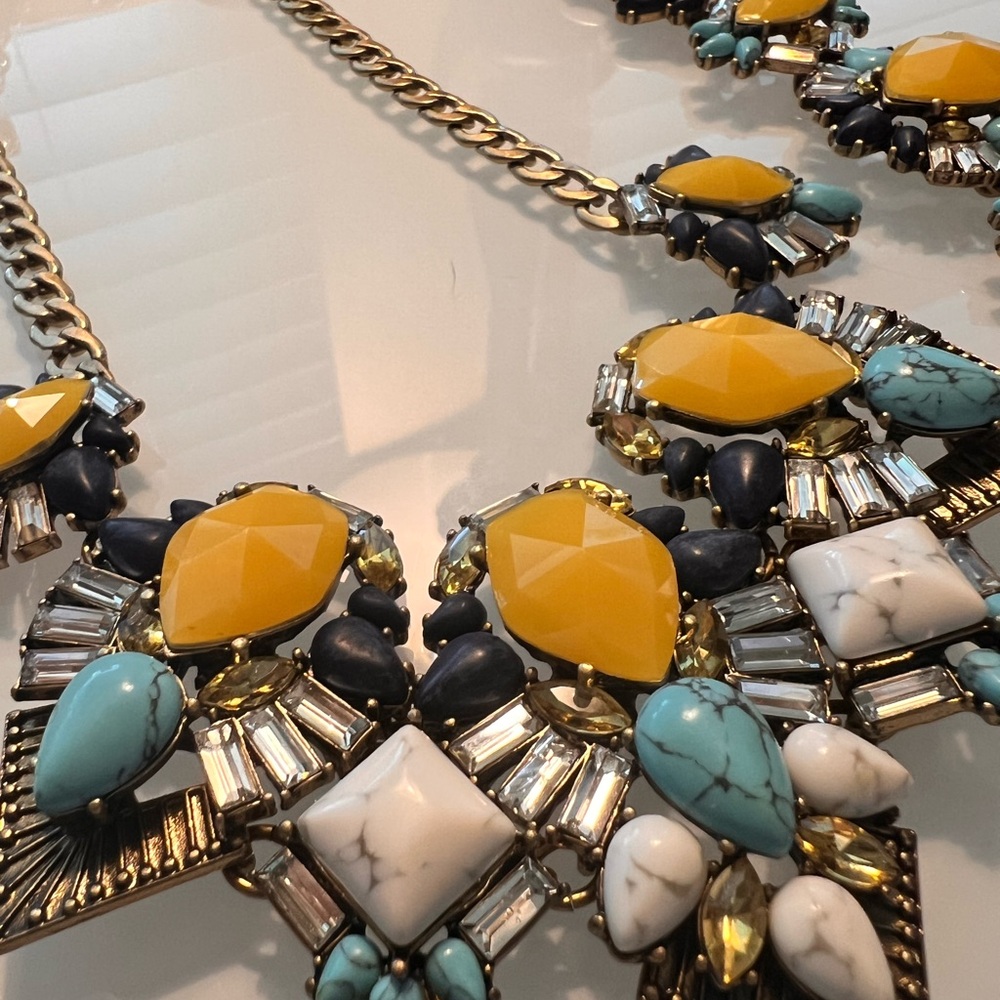 Elegant Gold and Yellow Statement Necklace